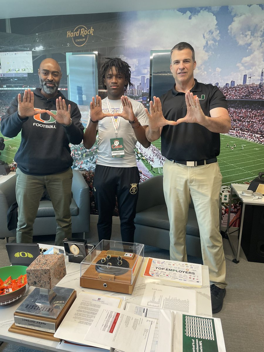 #AGTG Miami offered 🟠🟢 #AllAboutTheU🙌🏾 @Co_Jackson21 @coach_cristobal @FlournoyCody