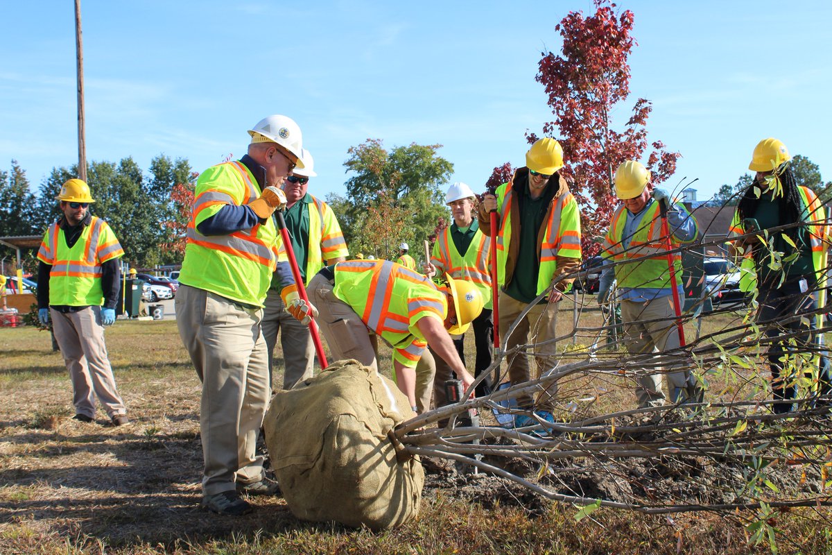 Before planting any trees this Arbor Day, remember to call 811 to avoid striking an underground utility line. #call811