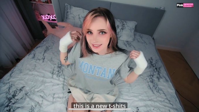 We have a new video. In the store without panties and with an anal plug💖  https://t.co/sqerULNy7F https://t