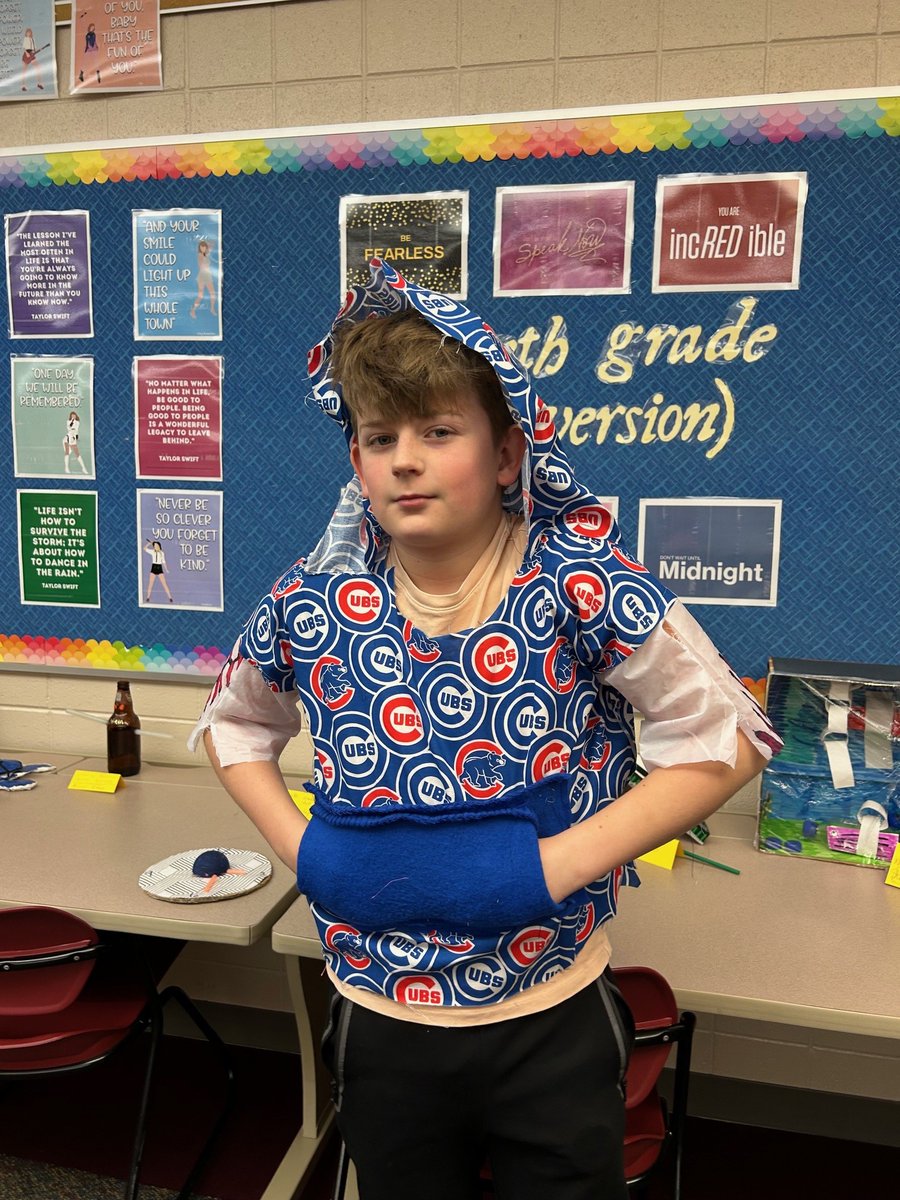 Last week Ms. Essex & Mr. Prokos' 7th graders @ GMSN took the Recycle Challenge and showed their creativity turning trash into toys, instruments & art. This tied into their reading of Andy Mulligan's 'Trash' about the importance of sustainability.  #BelieveInGeneva304 #Geneva304