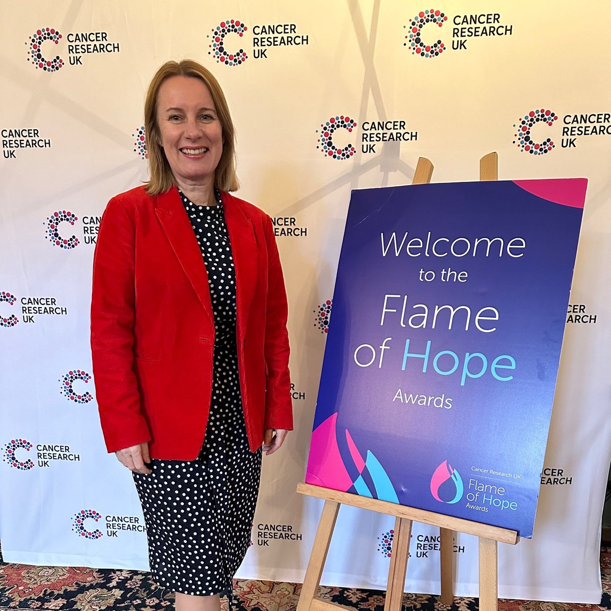 I love this time of year when our @CR_UK Flame of Hope Awards roll round. Fantastic to celebrate our outstanding volunteers, who give their time and energy to help beat cancer. Congratulations to all winners - thank you for having me at the Maidstone event today!