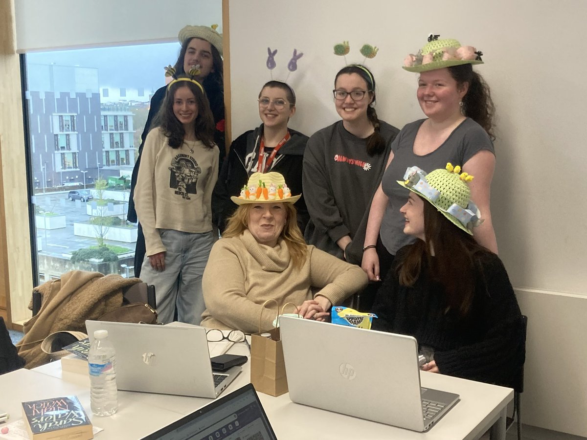 EngNorthants's tweet photo. Our staff and students would like to wish you all a Happy and restful Easter break! #easter2024 #EasterBreak https://t.co/Iwrxgl7j2i