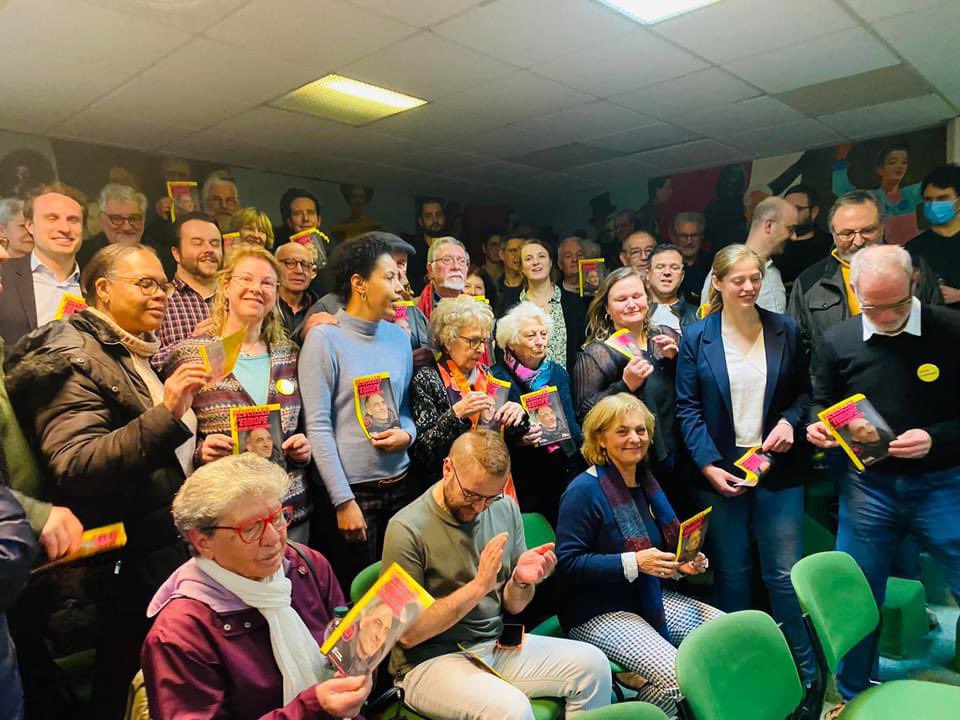 Nastassja Naguszewski tweet media