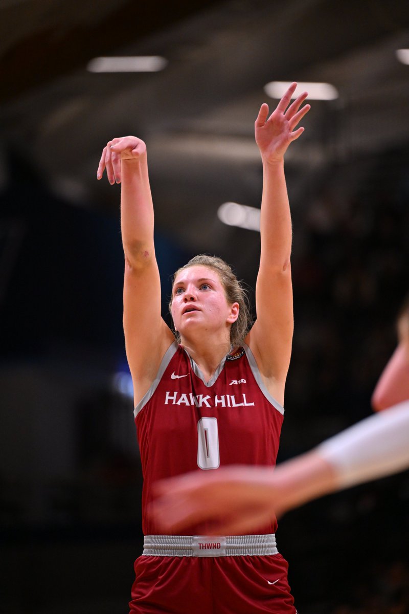 Brugler with six points in the first quarter to lead the Hawks. #THWND