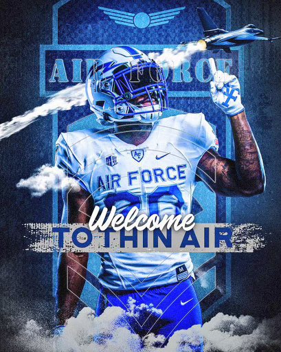 After a great conversation with @MarcBacote I am so honored to have received a scholarship offer to play Division 1 football at the United States Air Force Academy! Thank you to my teammates, coaches, and parents. #FlyFightWin @AF_Football @StJohnsPrepFB @lmahoney27