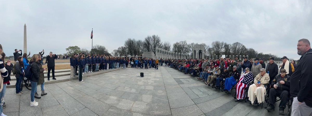 Cerddoriaeth YGBM (@cerddyfro) on Twitter photo Profiad anhygoel heddiw. Y côr yn canu yng nghofeb ail ryfel byd Washington i’r cyn filwyr. 
A unforgettable experience for our choir singing to the Vietnam veterans as part of their ceremony ! Profiad anhygoel heddiw. Y côr yn canu yng nghofeb ail ryfel byd Washington i’r cyn filwyr. 
A unforgettable experience for our choir singing to the Vietnam veterans as part of their ceremony !