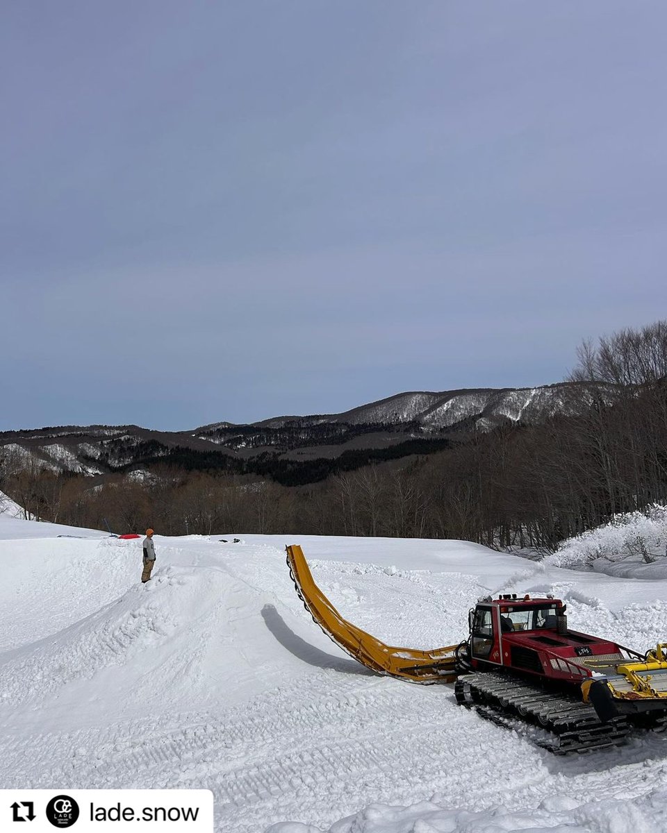 Yudono_Skiarea's tweet image. 面白そうな特設コースが少しずつ形になってきました！

今年も豪華ライダーが大集合です🔥

・・・
#drrreamsession2024 
#futurelab 
@yudonosan 
3/30-31 March