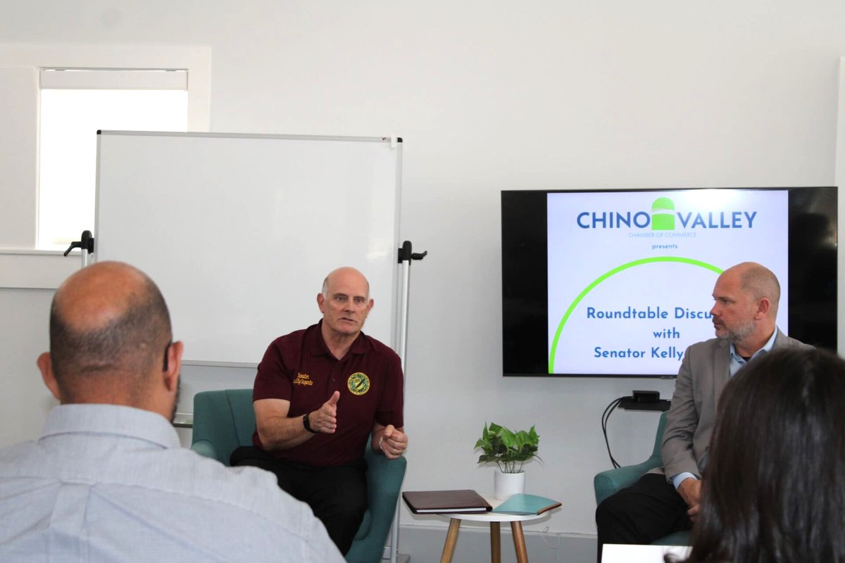 Last Friday, #cvcc hosted a Roundtable with Senator Kelly Seyarto covering mental health, insurance, and minimum wage. 🌟🗣️ We provided a vital platform for Senator Seyarto to connect with those he represents. 💼 #chinovalleychamber #roundtable #legislativeaction