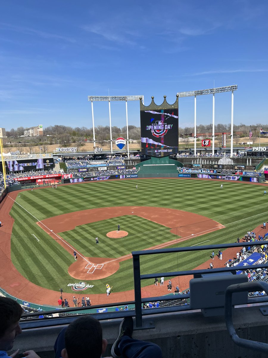 KCJedi's tweet photo. Iโm going to miss this place
#SaveTheK https://t.co/UYJrlxepgd