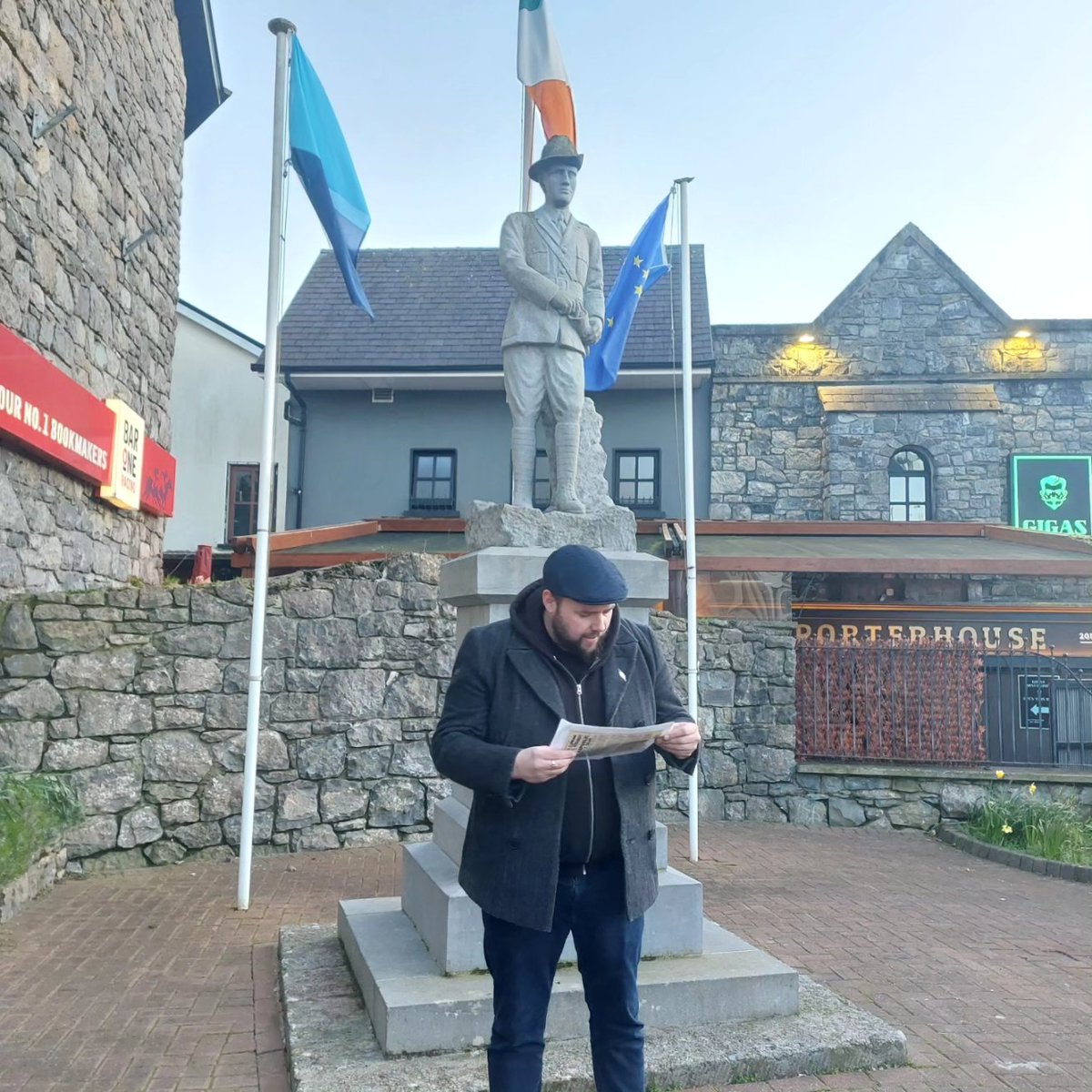 Beginning this years Easter Commemorations at the Joe Howley Monument in Oranmore this evening 🇮🇪