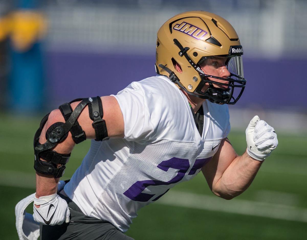 Chris Smith being hired as the new offensive lineman coach and another two days of highly-competitive practices highlighted this week of JMU spring ball. dnronline.com/sports/college…