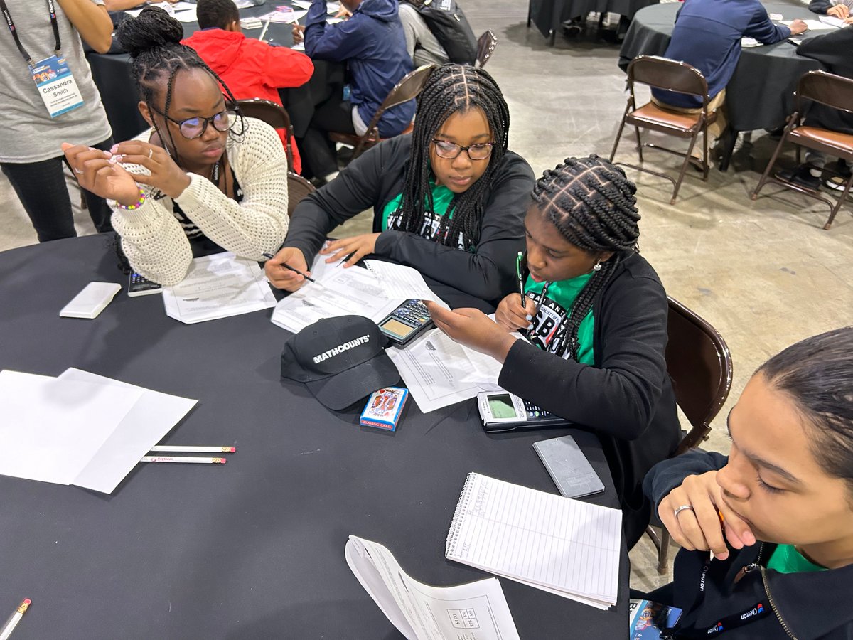 We had an awesome time at the @nsbeconvention last week! We played some of our favorite National Math Club games, plus hosted a mock MATHCOUNTS competition with @nsbe_jr. We're grateful for the support from @3M that allows us to collaborate on programming with @NSBE! #NSBE50