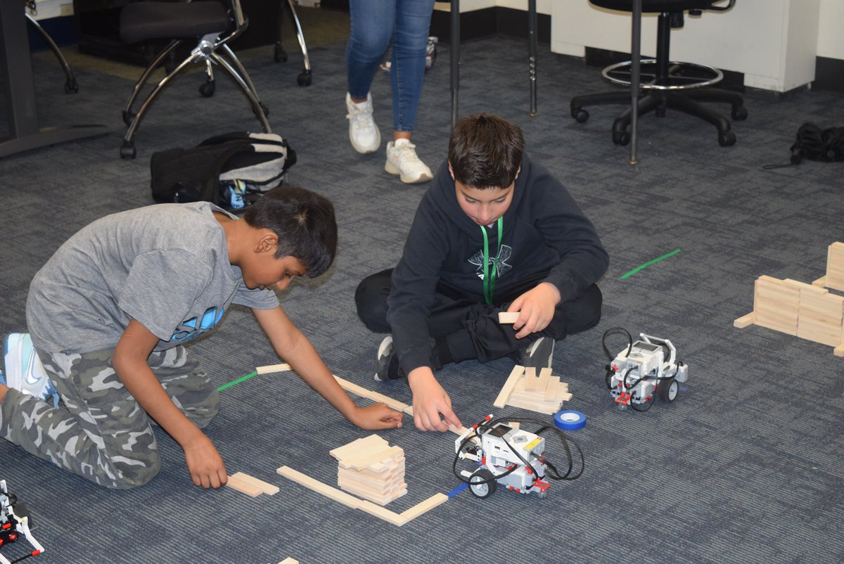 Mercy Center STEM Ed tweet media