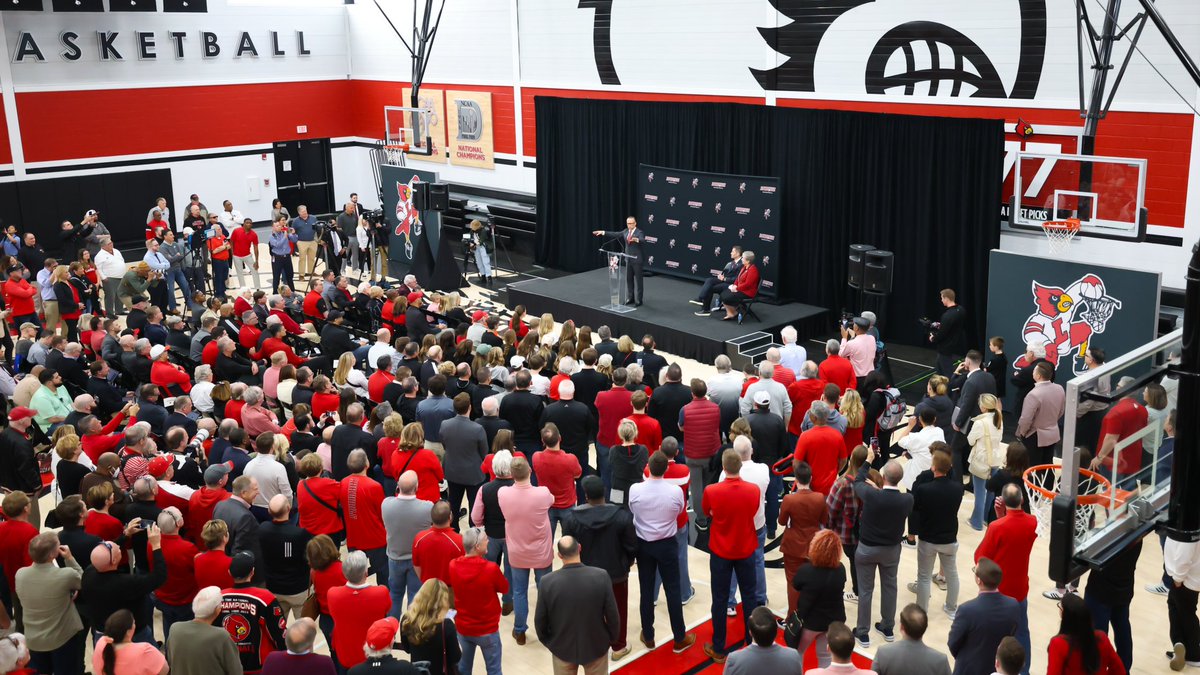 Introducing the new leader of @LouisvilleMBB, @patkelsey! #GoCards