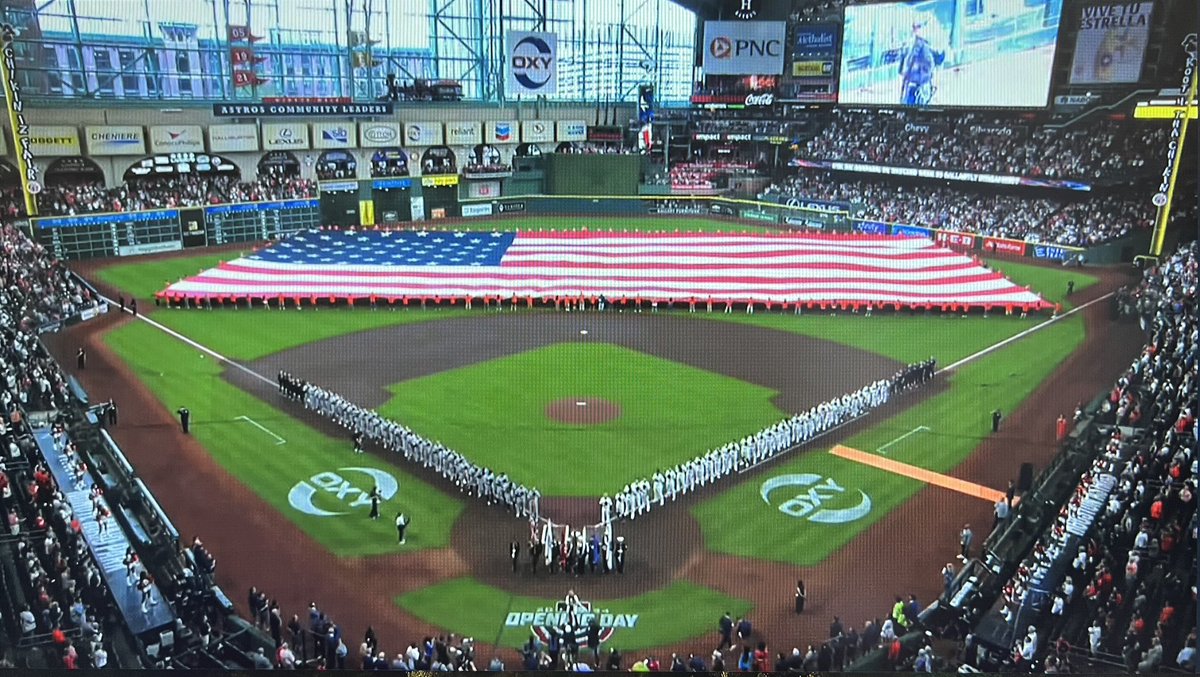 En minutos arrancamos. #Yankees vs. #Astros #OpeningDay Los espero junto a Fernando Álvarez, @FerAlvarez a través de ESPN+ (EE. UU.) y @StarPlusLA para toda América latina. #MLB #RepBX #Relentless