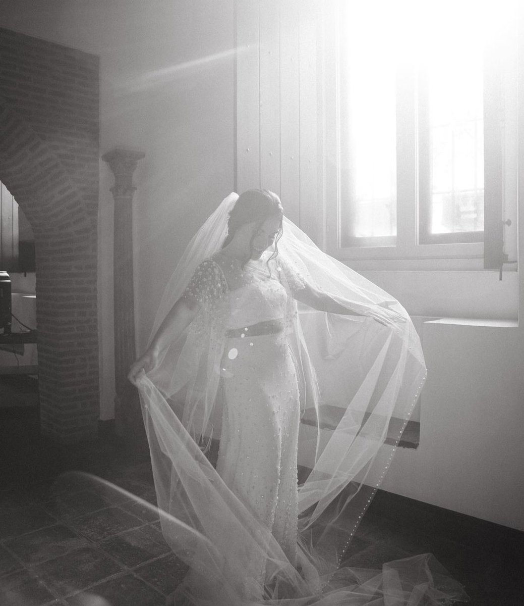 Elisa ✨

Amor a primera vista de su look 😍
.
.
.
#vestidodenovia #weddingdress #realbride #realsoftandwildbride