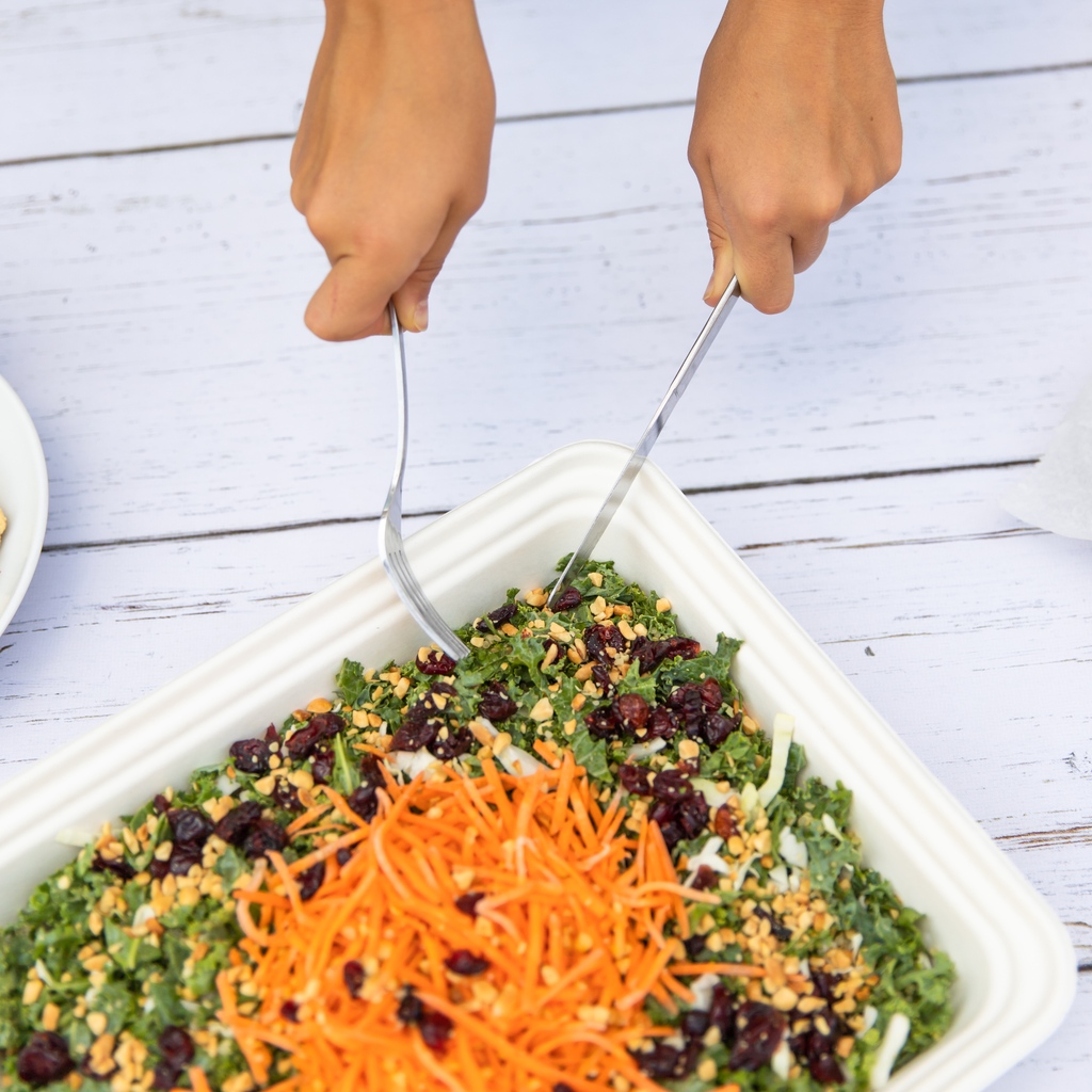 Fuel your body right with our signature Kale Salad, a delicious combo of fresh kale and cabbage, protein-loaded quinoa, tasty scallions, tangy craisins, crunchy carrots, crushed peanuts, heart-healthy hemp seeds, and a yummy peanut dressing. 🥗

#KaleSalad #Salad #Lunchtime