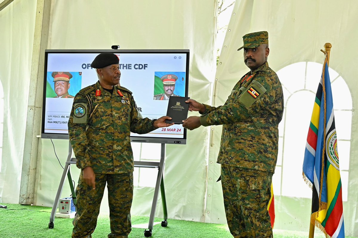 akwesiga23's tweet image. A new dawn, a new beginning. Gen. @mkainerugaba assumes command of the #UPDF @MODVA_UPDF in Gulu today, a historical occasion presided over by celebrated bush war hero #SPADS and coordinator OWC Gen. Salim Saleh. A fundamental and transformative renewal, the future is bright!