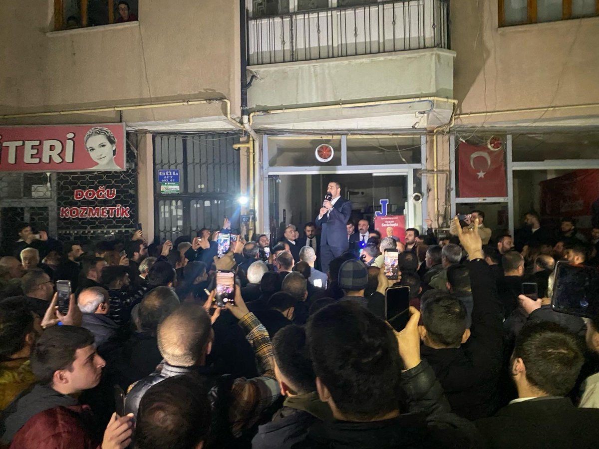 Üniversite Mahallesi🇹🇷 

Başarmak inanmak diri kalmaktır. Başaracağız, kazanan biz olacağız. Elazığ, Milliyetçi Hareket Partisi ile hedefine koşuyor. Yılmadan yorulmadan çalışmalarımıza devam ediyoruz. 31 Mart’ta Belediye Başkanımızı Doç. Dr. Murat Aygen yapmaya kararlıyız.