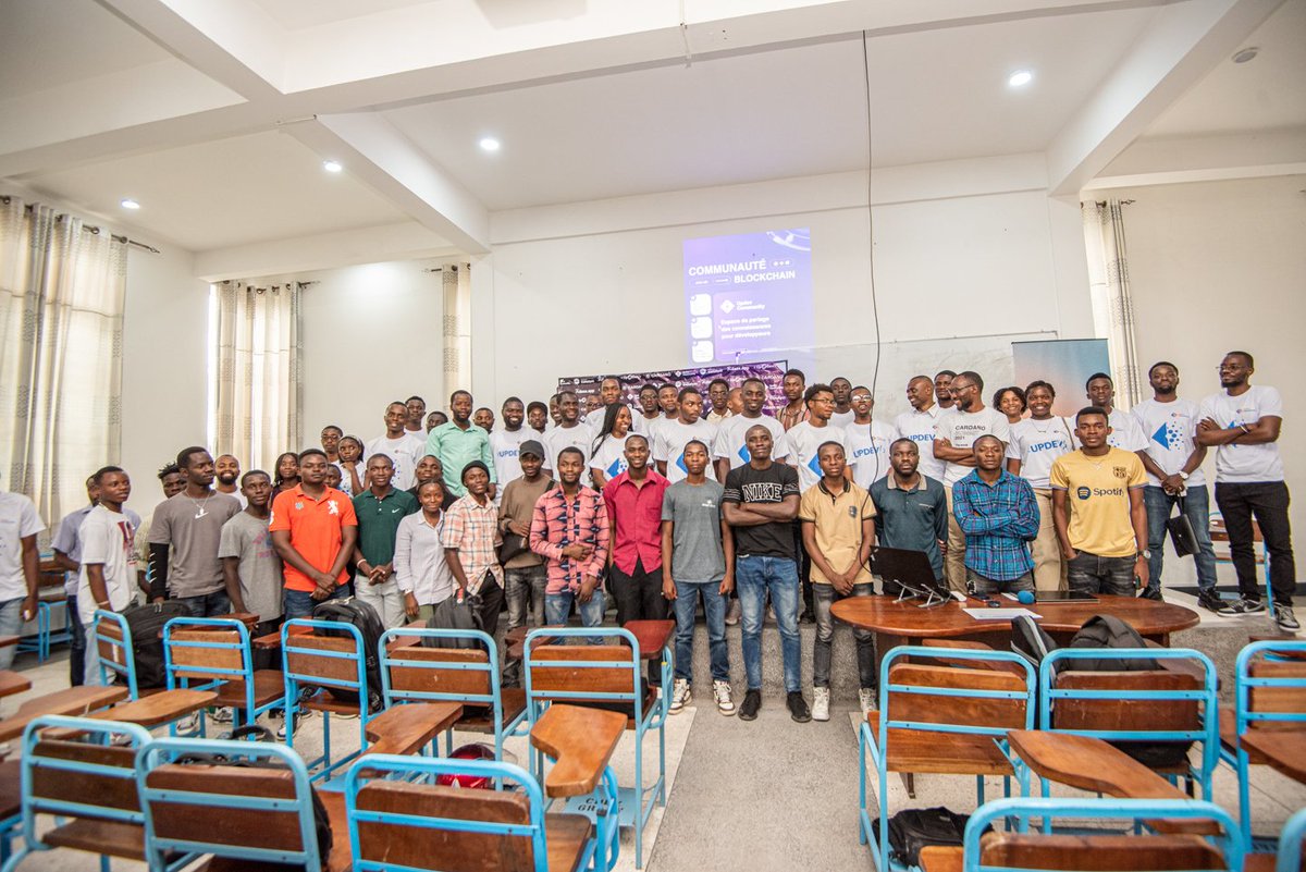 Récemment j'ai participer à un meetup enrichissant à Goma organisé par la startup @DevelopersUp 

Nous avons discuté des opportunités offertes par la plateforme #UpDevCommunity et la #Blockchain #Cardano

C'était un honneur pour moi de participer et d'en apprendre davantage.