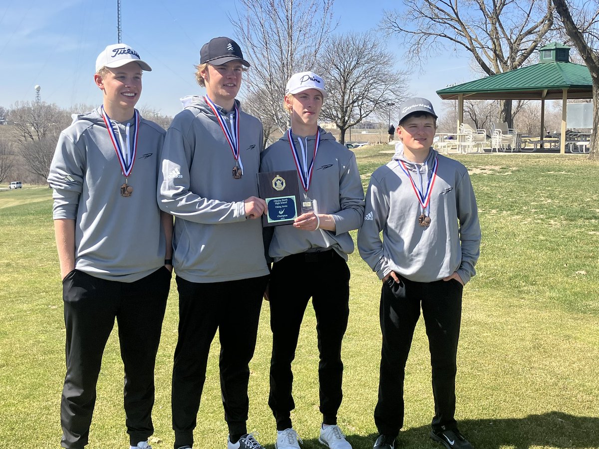 LNE Rockets place four individual medalists at the Omaha North VB⛳️ Invitational; Carter Thompson 2nd, Hayden Tenopir 4th, Eli Ash 6th, and Sam Roberts 7th. Great job today. 👏