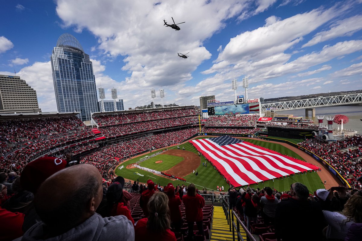 Home sweet home ❤️

#RedsOpeningDay