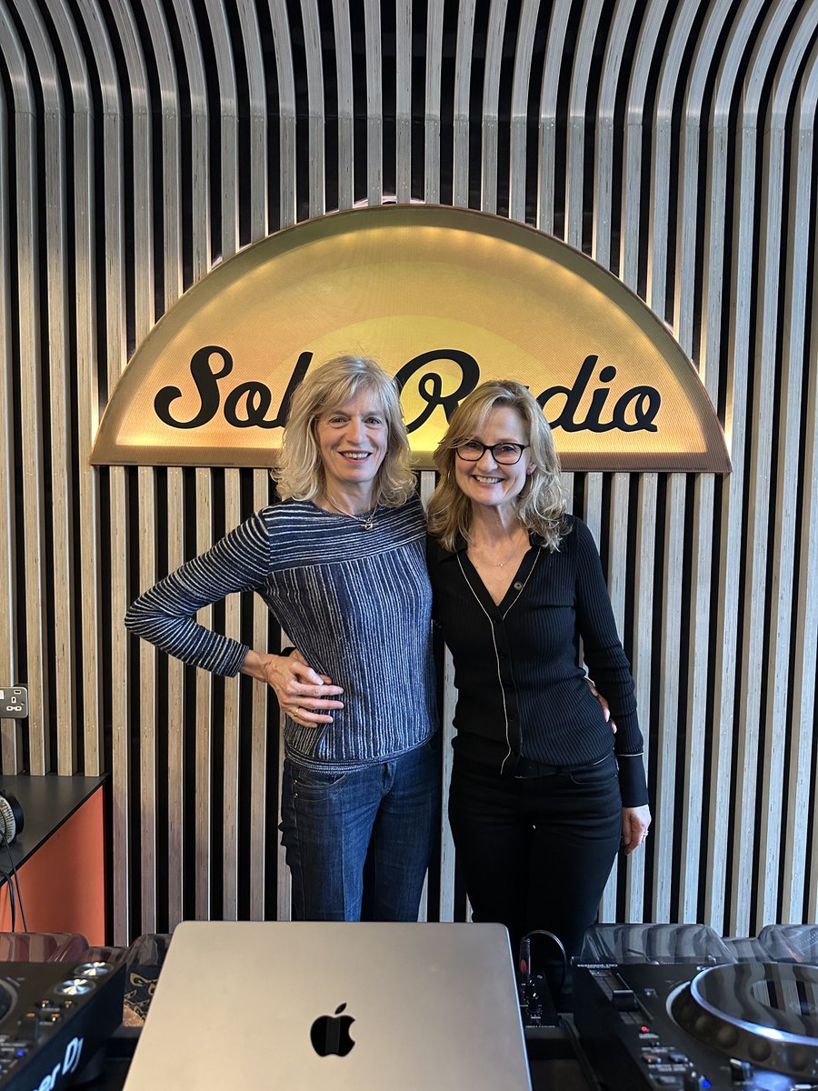 Such lovely chats today talking all things sync, screen, theatre and concert along with indulging in some of my fav film/TV soundtracks with Gemma Dempsey ⁦@sohoradio⁩ … broadcast soon . Thank you Gemma so much, award for the most relaxed interview ! 💜🙏💜