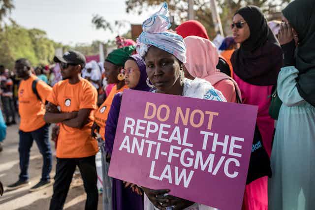 #Gambia's potential reversal on #EndFGM threatens #genderequality & #SRHR. Sustainable multilateral funding is key for #SDG5 amidst global #genderbacklash. My latest for @_TCglobal sheds light on #genderedpolitics & #democraticbacksliding in #Africa ⏩shorturl.at/bjOR8
