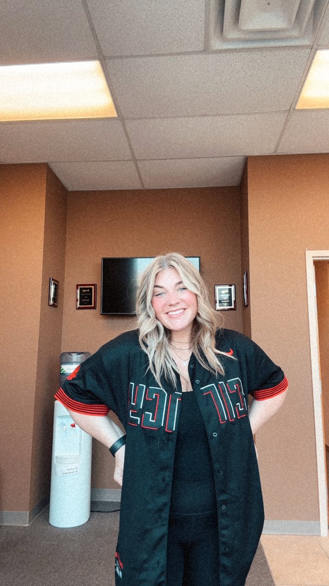 AcuteHearingUS's tweet image. Happy #OpeningDay from Acute Hearing! Let&apos;s Go Reds! #BestTeam #BestTechnology #BestTreatment