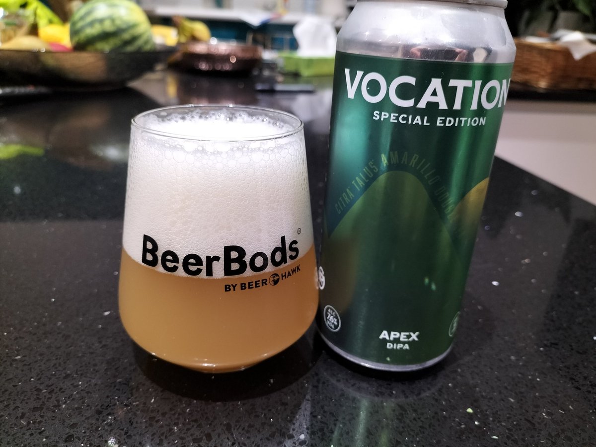 Not sure I've ever described a beer as piney for #notbeerbods but this mix of Citra, Talus and Amarillio hops from @vocationbrewery is that. Apex, at 7.6%, is just too drinkable