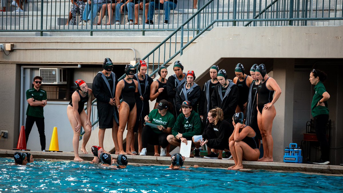WahineWP's tweet photo. Just two more chances to catch the #2 team at home this season‼️
#PackTheDuke on
Friday, March 29 vs. UC San Diego
Saturday, April 13 vs. UC Santa Barbara
#GoBows #SISTAHHOOD https://t.co/gbIX2EaMnw