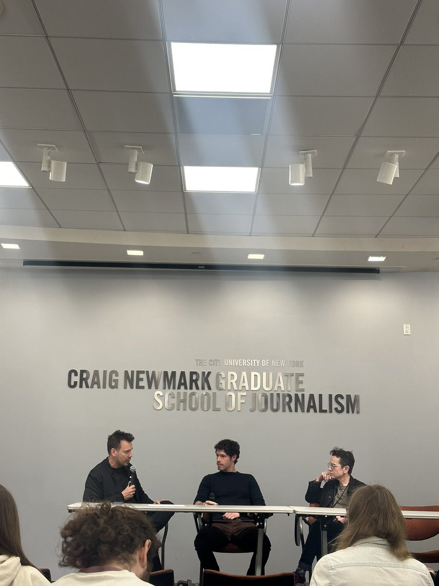 From Democracy to Dictatorship: How to Cover Conflict and Crisis with Masha Gessen, Mike Schwirtz, and Mikhail Zygar. 🙌🏻