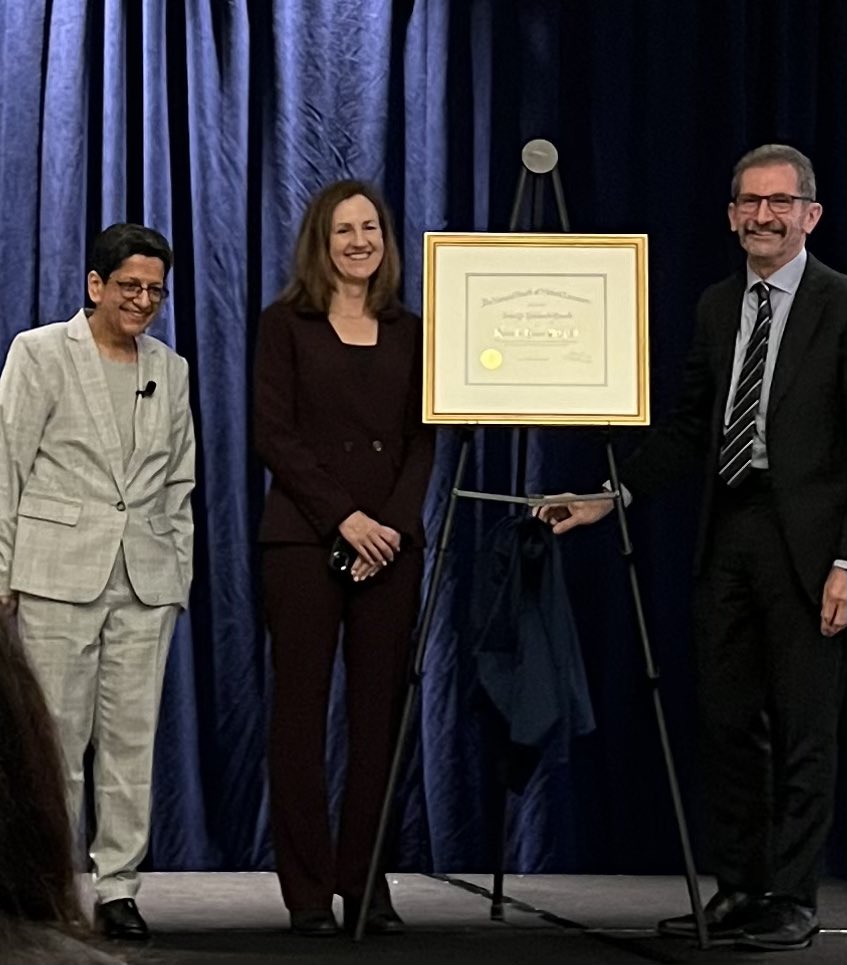 Congratulations to friend & colleague @KarenHauer4 on receiving the @NBMEnow  Hubbard Award in recognition of impactful scholarship in assessment! Thanks for your ongoing dedication to generating evidence that will  #ChangeMedEd