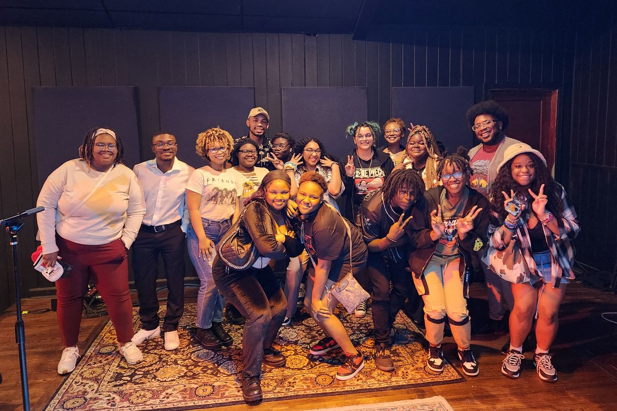 Celebrating 10 Years of Humanities Amped - Time to Turn Up the Volume! humanitiesamped.org/spotlights/ref…