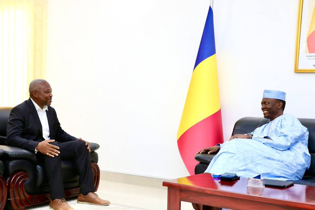 Le PM, Dr Succès MASRA, a reçu cet après-midi, le représentant du Annual Investment Meeting pour l'Afrique Centrale et de l'Ouest. M. Thierry SIMPORE est venu transmettre officiellement au PM, l'invitation du Tchad, à la 13 ème édition qui se tiendra du 7 au 9 mai 2024, à Dubaï.