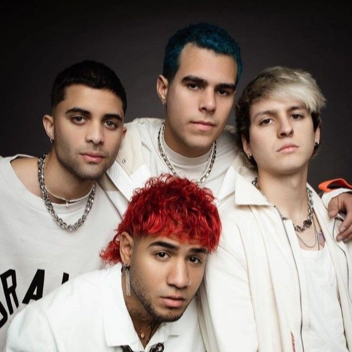 cncopicante's tweet photo. "Nunca escuché un tema de CNCO" 

SI QUE LOS ESCUCHASTE...

Abro hilo: https://t.co/V4t5JmZT7M