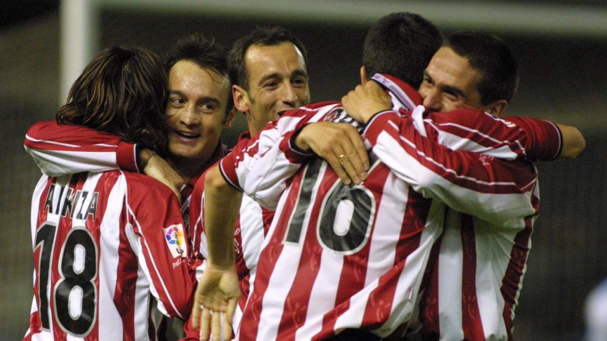 DeMarcos2H's tweet photo. 9 días... Por todos aquellos que lucharon por hacer un Athletic Txapeldun Capa, Balenziaga, Herrerin, San José, Beñat, Ibai, Aduriz, Iturraspe, Rico, Susaeta, Laporte, Iraizoz, Gurpegi, Iraola, Toquero, Del Horno, Koikili, Orbaiz, Yeste,..

#UniqueInTheWorld 🏆 #AthleticClub 🦁 https://t.co/0usJkueQWi