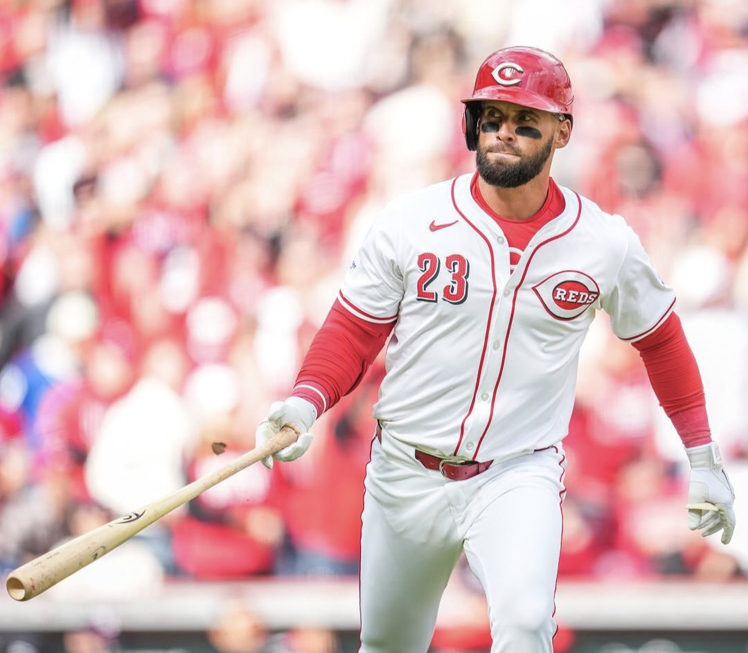 Nick Martini is on pace to hit 324 Home Runs this year. 🍸 #Reds