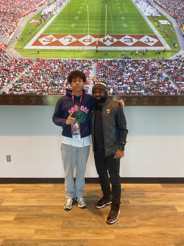 Back on campus @Temple_FB for practice this morning. Thanks @TyronCarrier @StanDraytonTU for having me. Looking forward to being back real soon. #TempleTuff @BalanxSports @CoachDboggan @CoachP_eterson @FlintHillFball @ProcessExposure #SparkTheFlint🔥