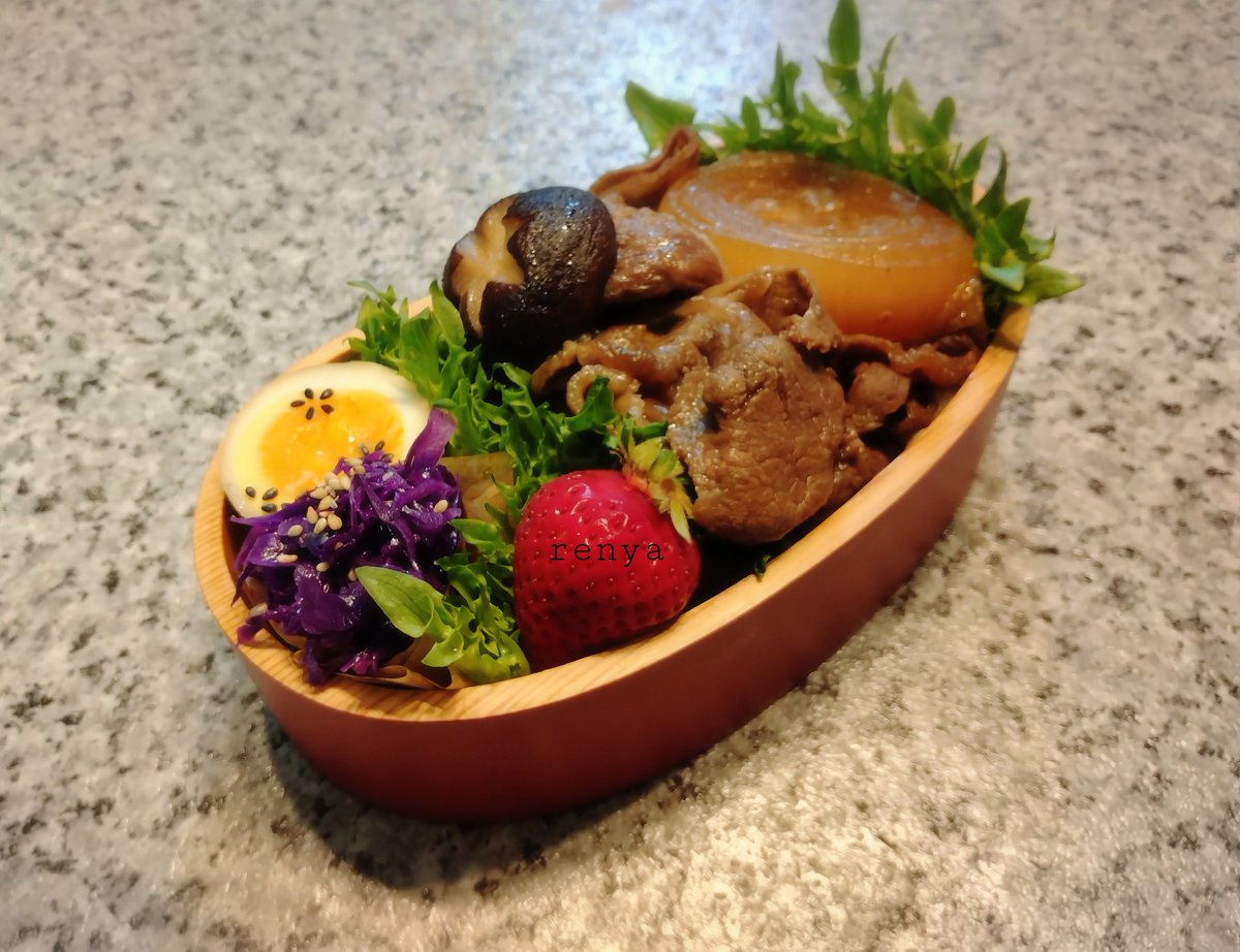 本日の次女弁🍱

すき焼き弁当

お昼ごはんは息子と
すき焼き丼にするんだ🤤

午前中に買い物と郵便局行
って午後からディーラーで
1年半点検🚙と買い物
(一度に済ませたい派🙃)

今日も気をつけて
ｲﾃﾗ━━━ヾ(*･ω･*)━━━ｯｼｬｲ!