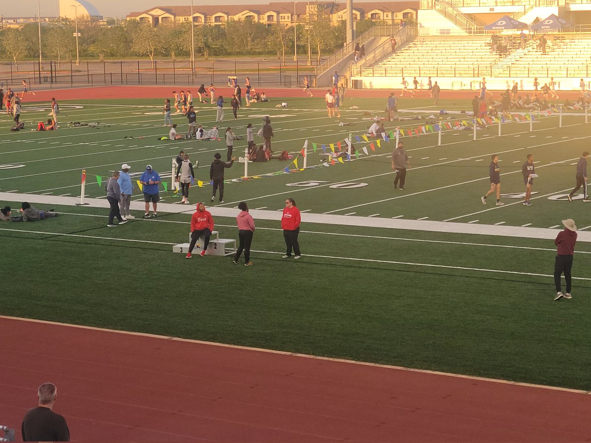 Coach Alexander and our coaching team hosted the Sub-Varsity track event yesterday at Challenger Columbia Stadium.  Well done, Brook Nation!!