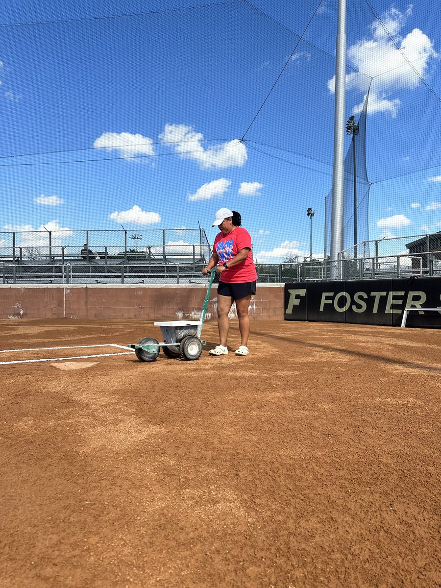 Pretty day to play some softball! One of our favorite things to do is get the field game ready! #signusupforthebigleagues #fieldcrew #PTN