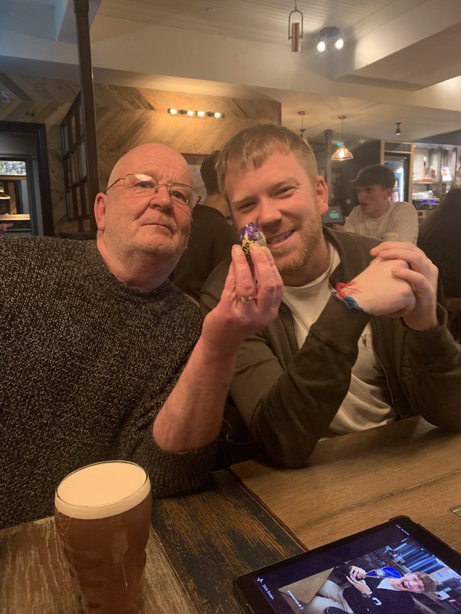 Debbie Halfpenny tweet media