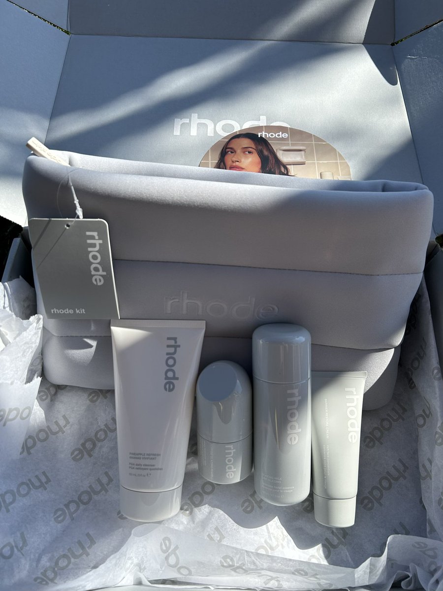 Got my rhode kit today😍🥰🩶 Love the bubble bag! 🩶 #rhode #rhodeskin