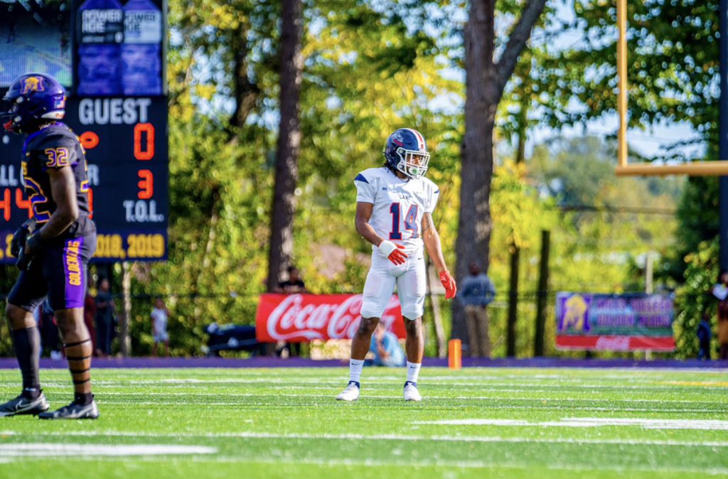 ezrap03's tweet photo. After a great talk to @ShunBrown06 
I would like to announce my official OFFER to @Lane_Football ‼️‼️‼️🐉 @VyronBrown31 @RealCoachCarter @CoachO60 @Immanuel_Pride @CoachGriffith97 @goldenlegST https://t.co/iZgjiZrUF4