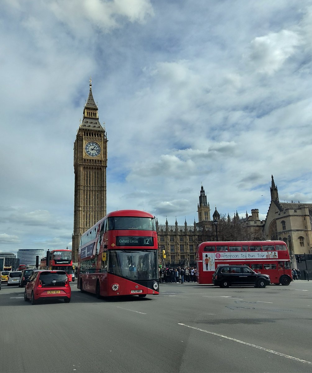 Leonard Burger tweet media