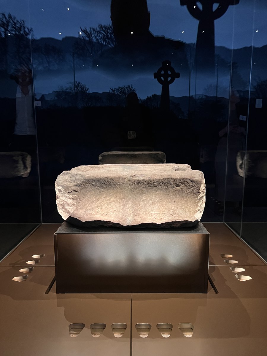 Good to see this stone back in Perth after a 700 year journey. The display and presentation is fabulous - the mount was modelled from laser scan data of the stone surface and cnc'd to exactly match the underside of the stone. Lighting is spot on - the 1951 break is clear to see.