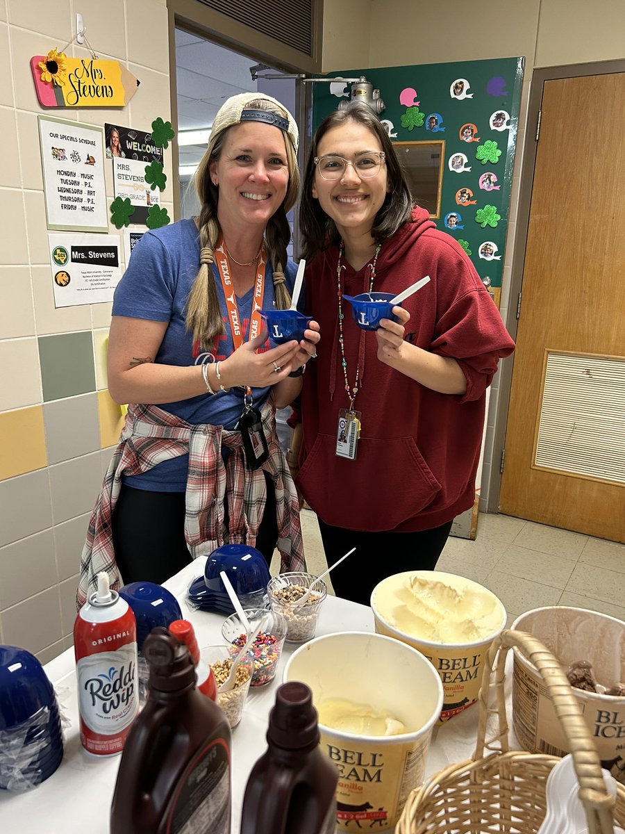 Our staff ended the week with a sweet treat to celebrate MLB opening day! It was so much fun to see everyone in their baseball gear to support their favorite teams today! #proudtobeSCE #RISDWeAreOne