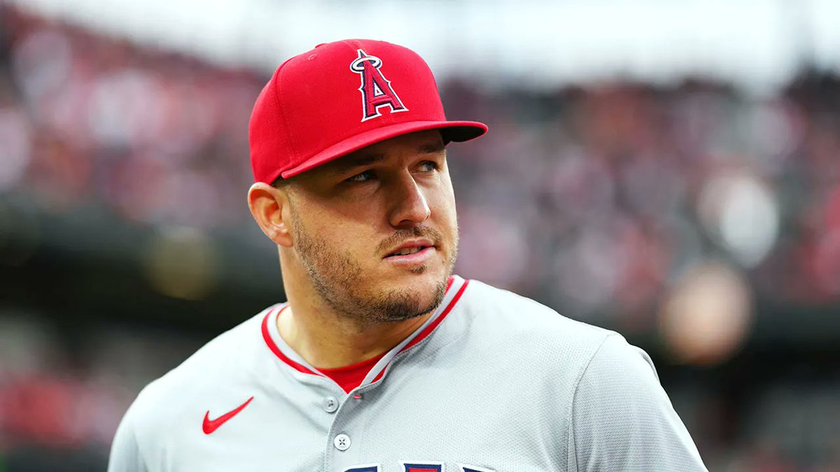 Should the Angels trade Mike Trout 🤔