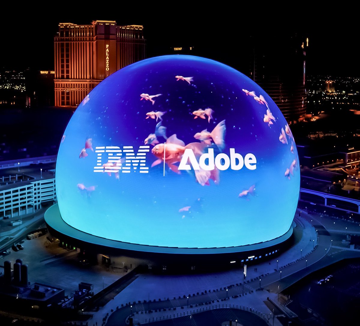 😀 @IBM takes over the @SphereVegas to catch fishy AI. We are explaining IBM's trusted AI technology with a goldfish bowl. w3.ibm.com/w3publisher/w3…